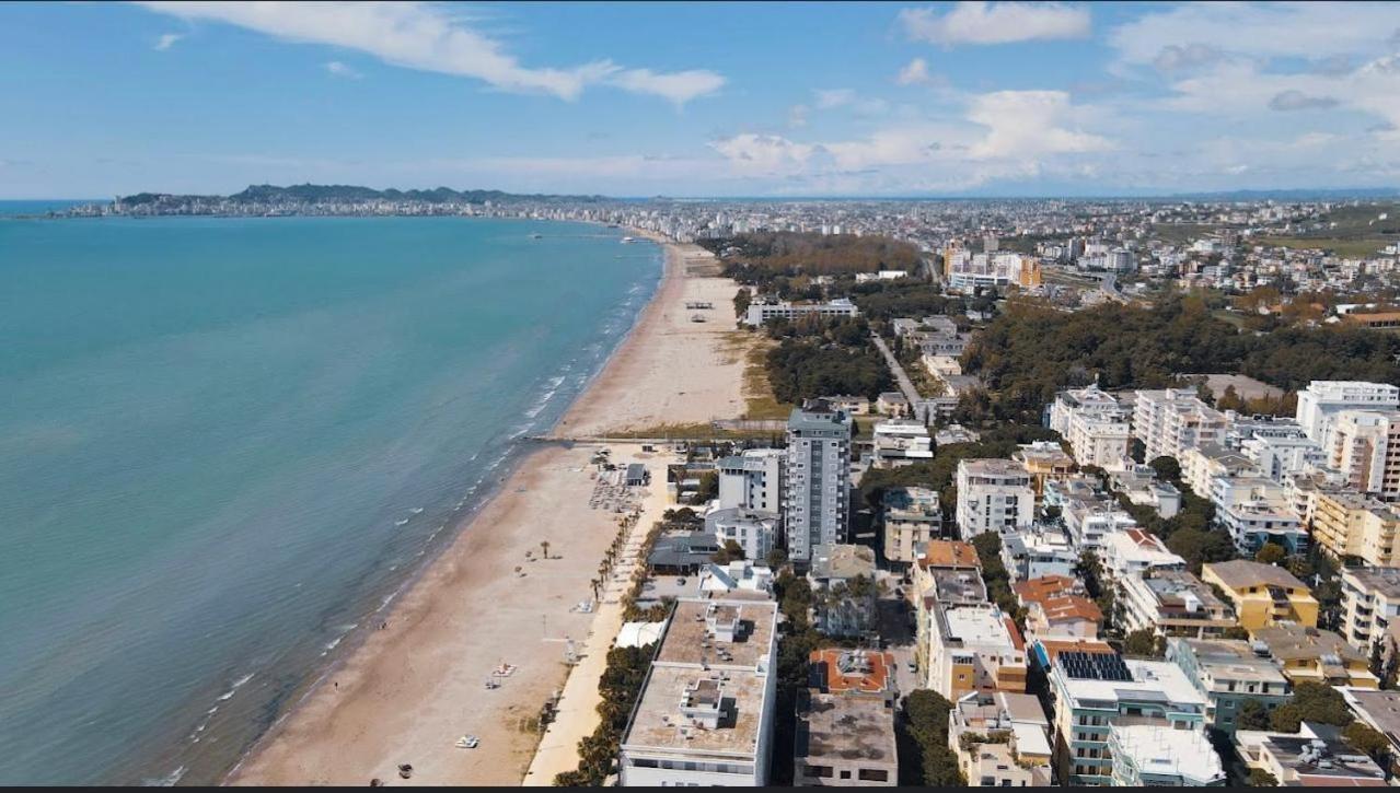 Lunasol Seaside Apartments Durrës Exteriör bild