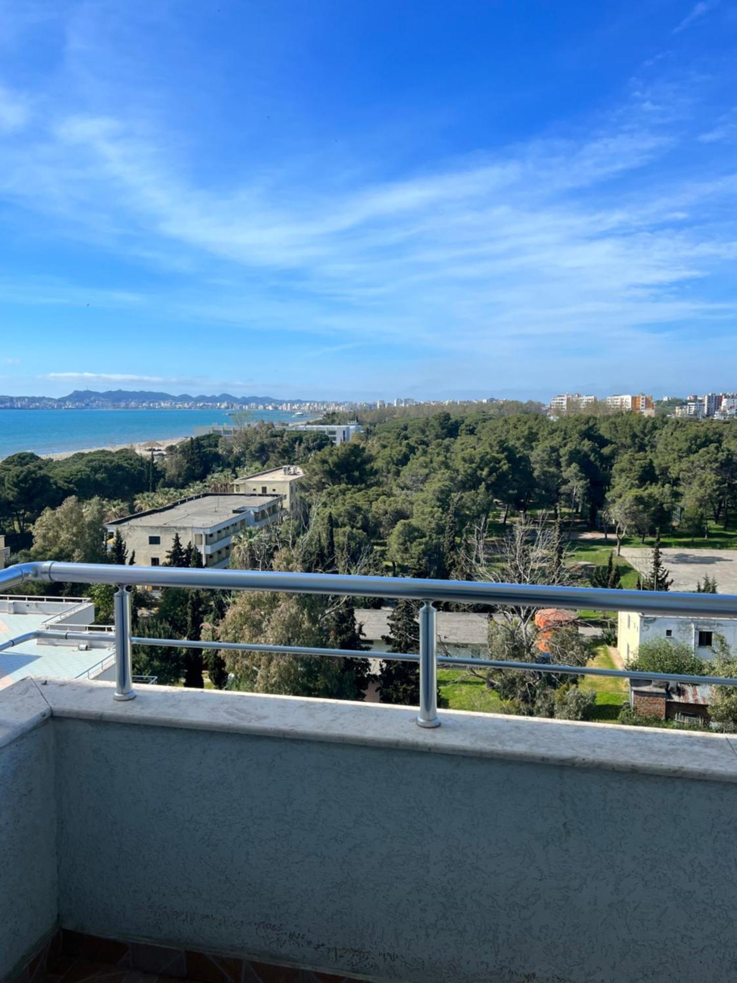 Lunasol Seaside Apartments Durrës Exteriör bild