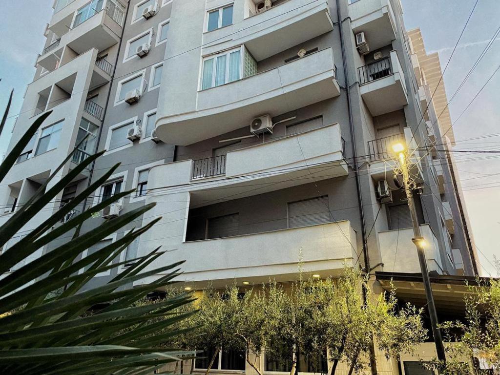 Lunasol Seaside Apartments Durrës Exteriör bild