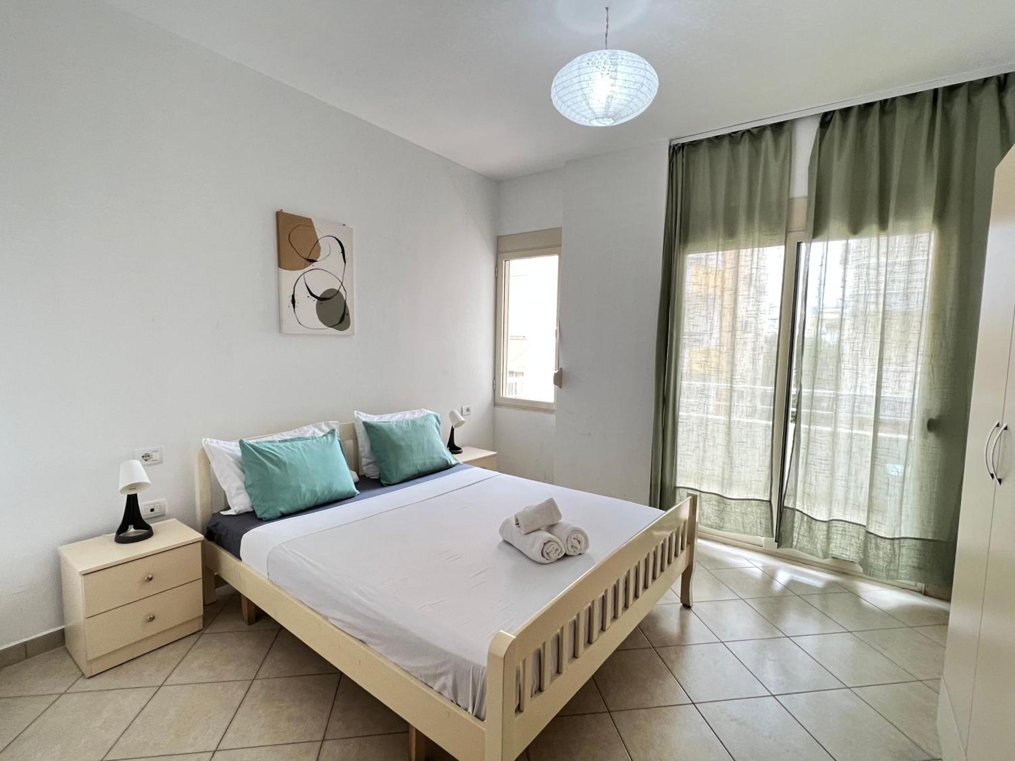 Lunasol Seaside Apartments Durrës Exteriör bild