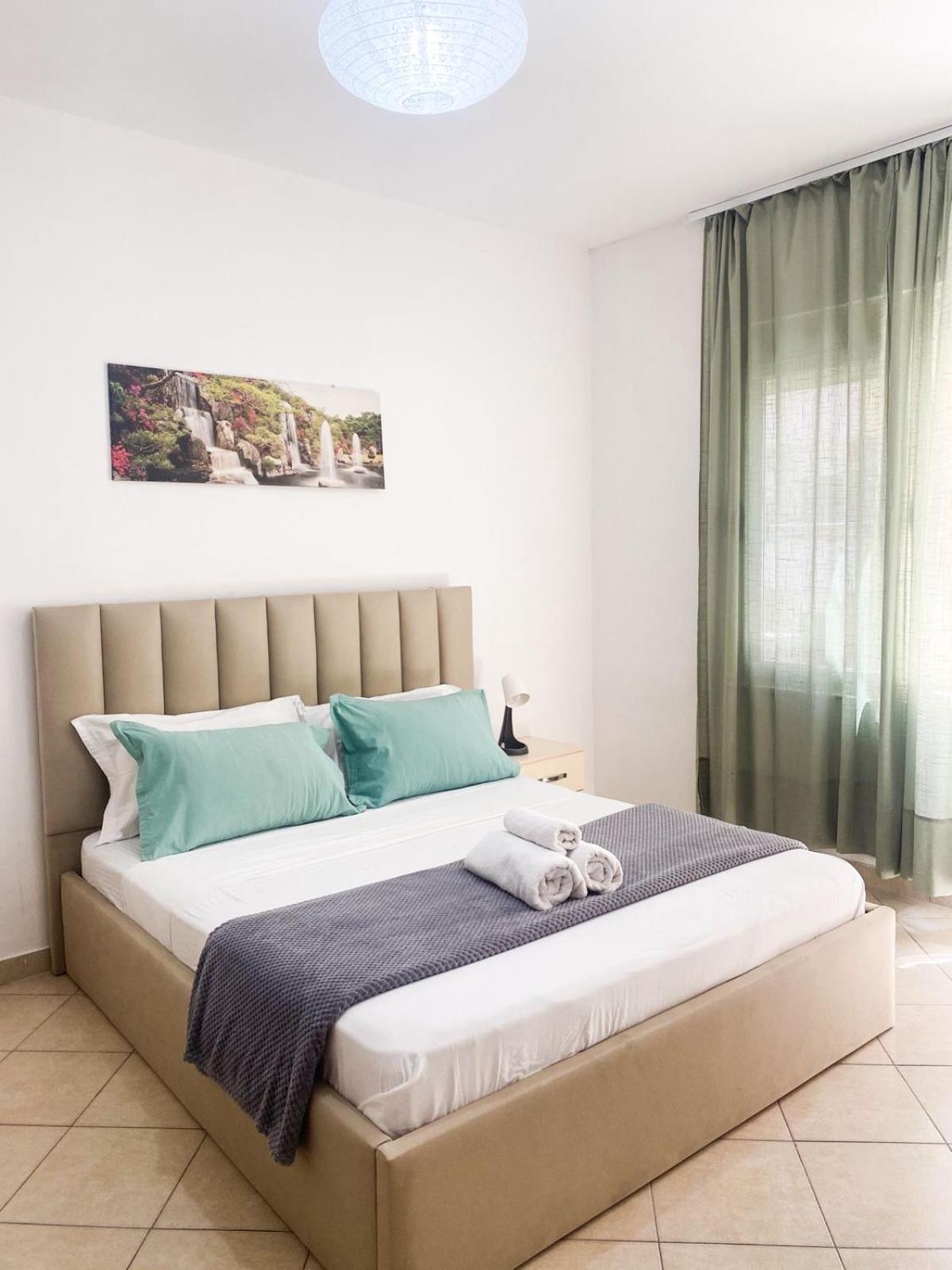 Lunasol Seaside Apartments Durrës Exteriör bild
