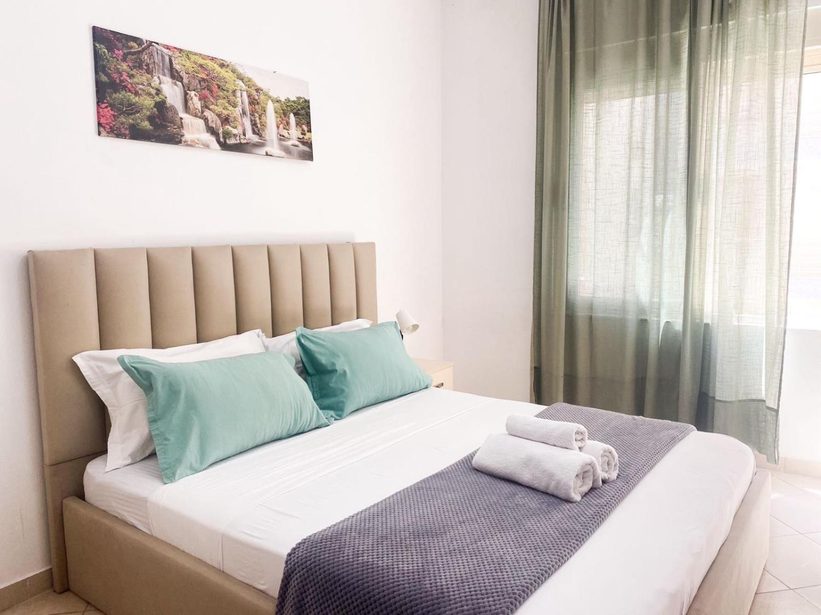 Lunasol Seaside Apartments Durrës Exteriör bild