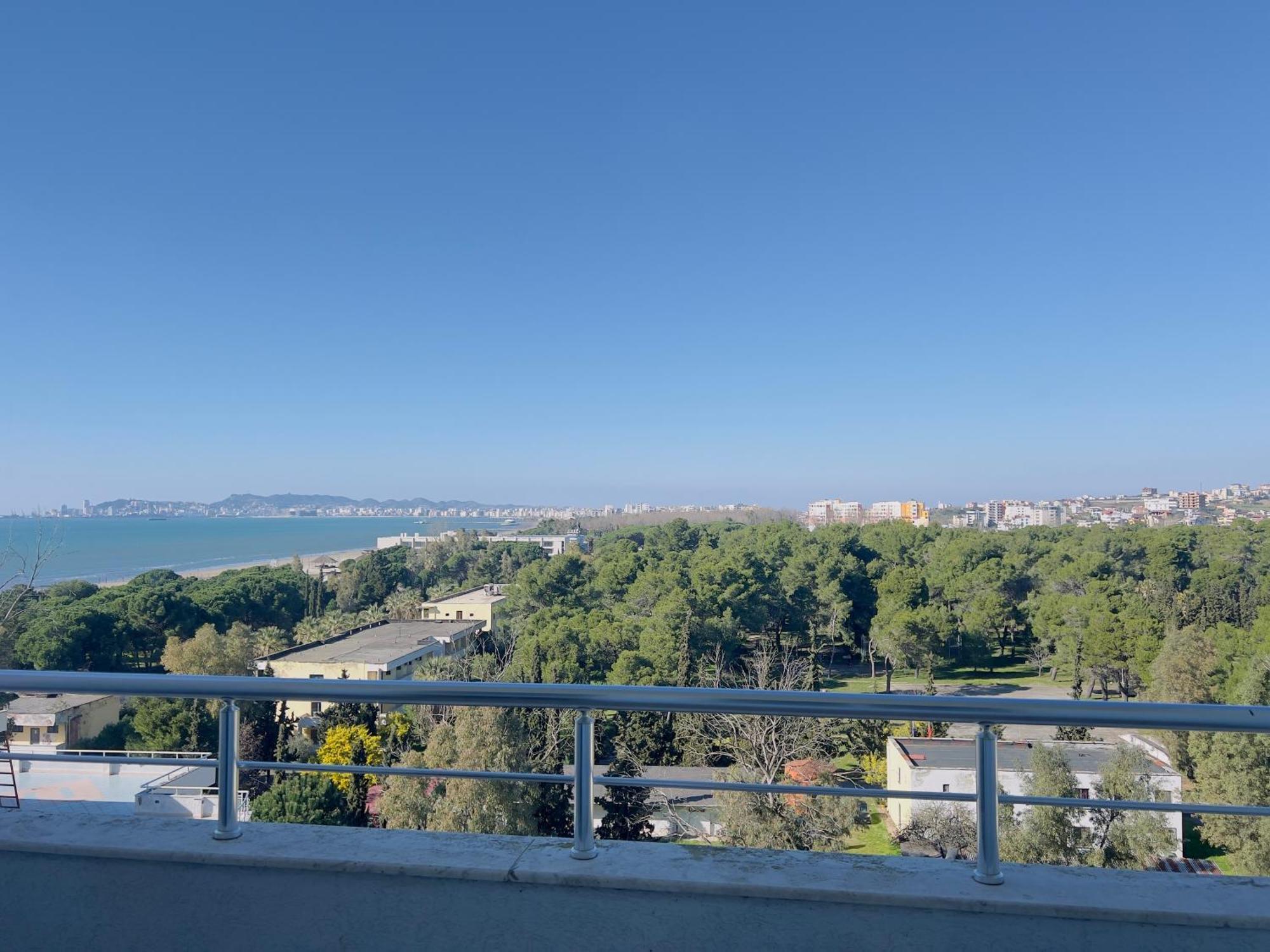Lunasol Seaside Apartments Durrës Exteriör bild